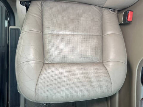 2002 Lincoln Navigator