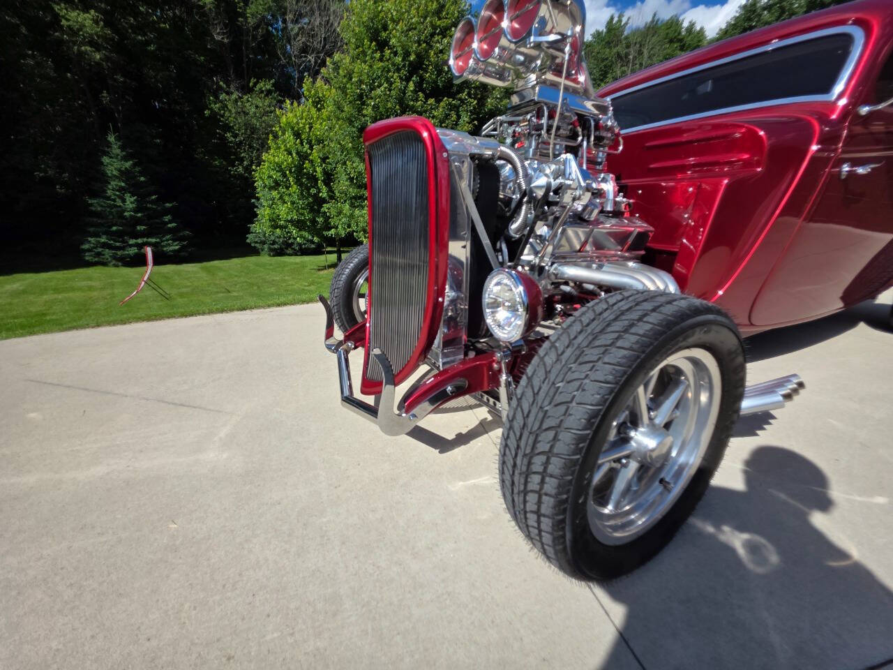 1933 Ford Coupe 17