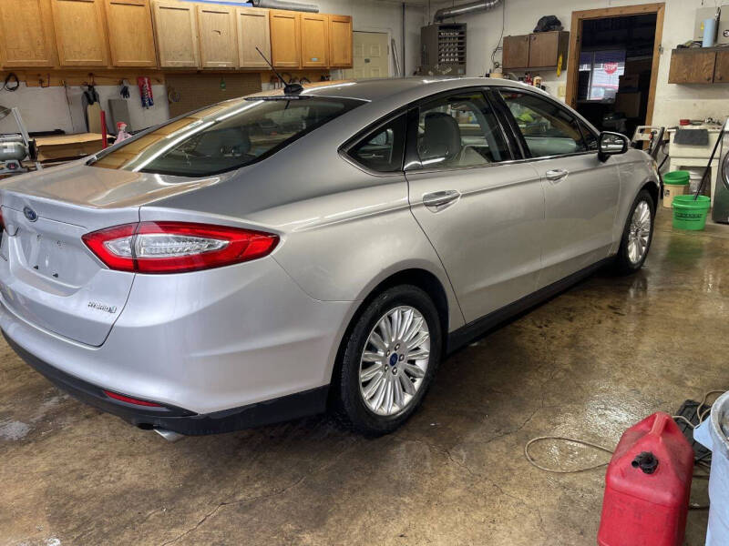 2014 Ford Fusion Hybrid S