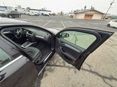 2010 Audi A4 2.0T quattro Premium Plus