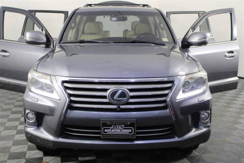 2013 Lexus LX 570