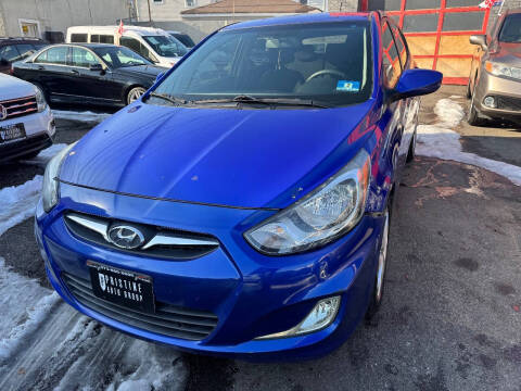 2012 Hyundai Accent SE