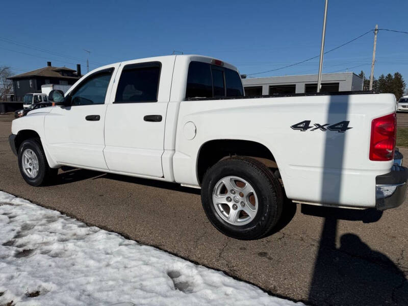 2005 Dodge Dakota SLT