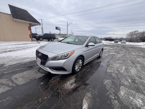 2017 Hyundai Sonata Hybrid for sale at Xtreme Auto Mart LLC in Kansas City MO