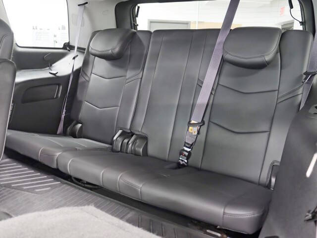 2015 Cadillac Escalade Luxury