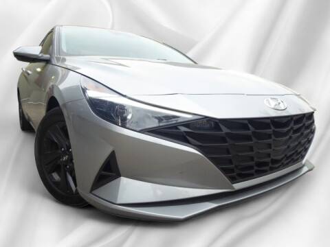 2021 Hyundai Elantra for sale at Columbus Luxury Cars in Columbus OH