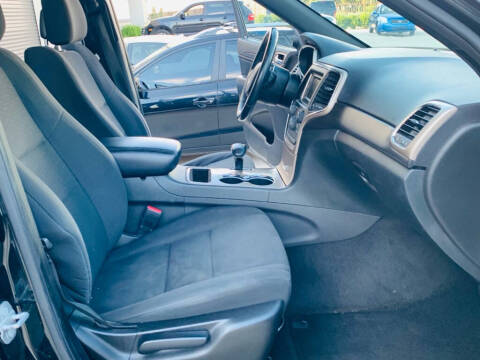 2015 Jeep Grand Cherokee Laredo