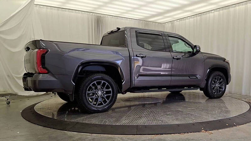2022 Toyota Tundra Platinum