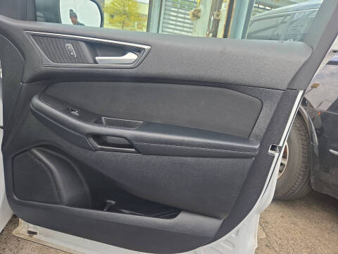 2019 Ford Edge SE