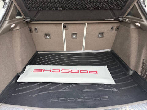 2017 Porsche Macan S