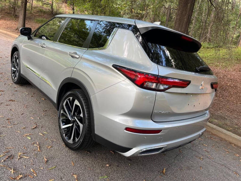 2022 Mitsubishi Outlander SE Launch Edition