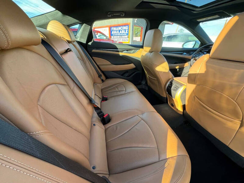 2017 Buick LaCrosse Essence