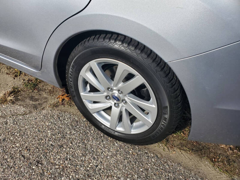 2015 Subaru Impreza 2.0i Premium