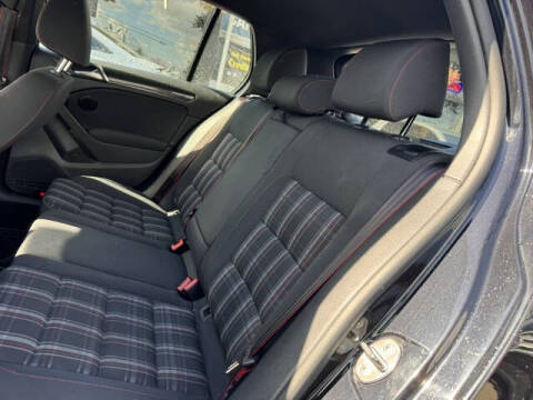 2014 Volkswagen GTI Wolfsburg Edition PZEV