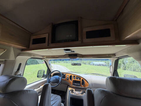 2003 Ford E-Series E-150