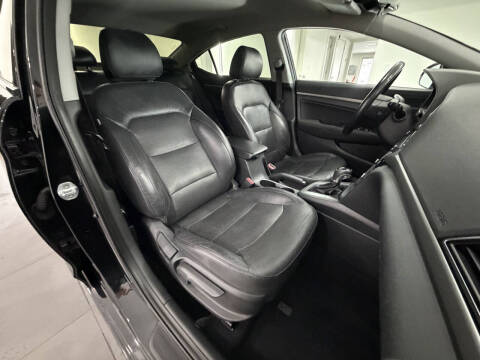 2017 Hyundai Elantra Limited