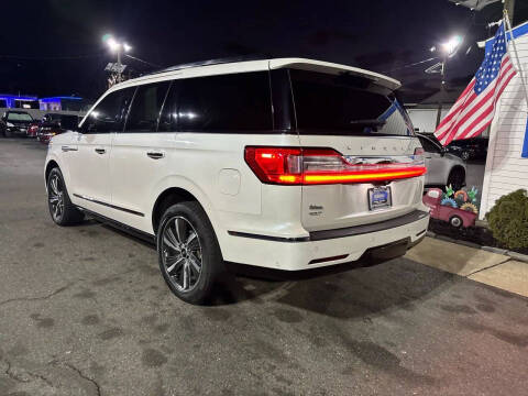 2019 Lincoln Navigator Select