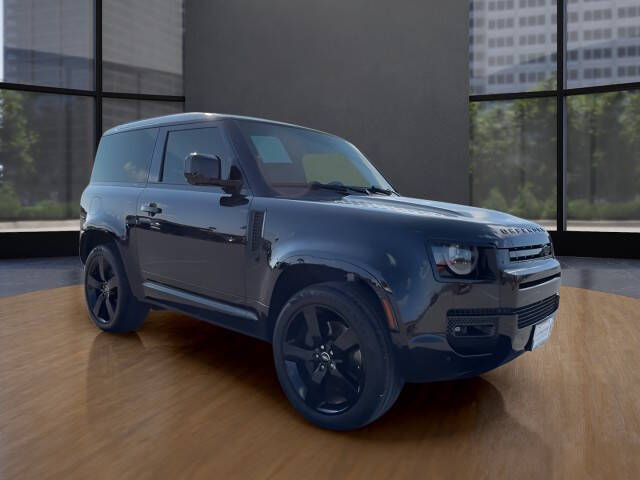 2024 Land Rover Defender 90 P400 X-Dynamic SE