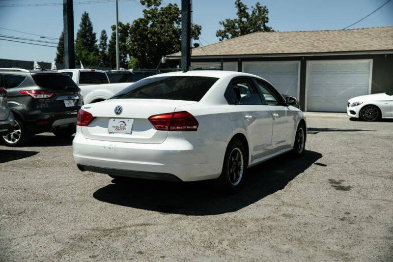 2013 Volkswagen Passat