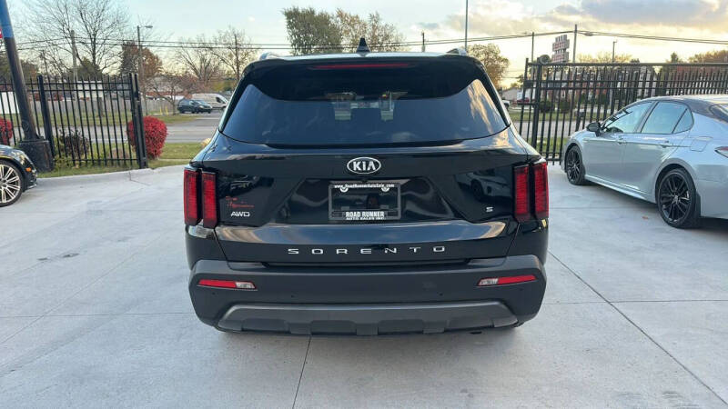 2021 Kia Sorento S