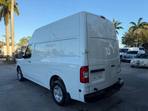 2021 Nissan NV