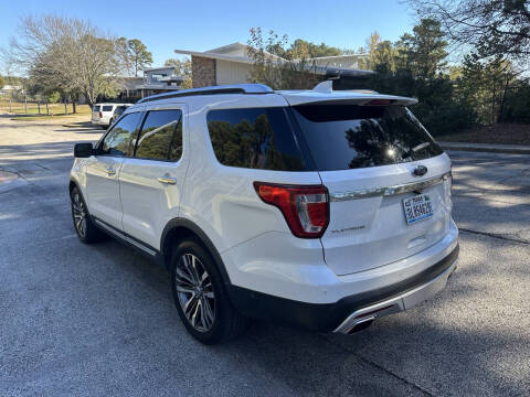 2017 Ford Explorer Platinum