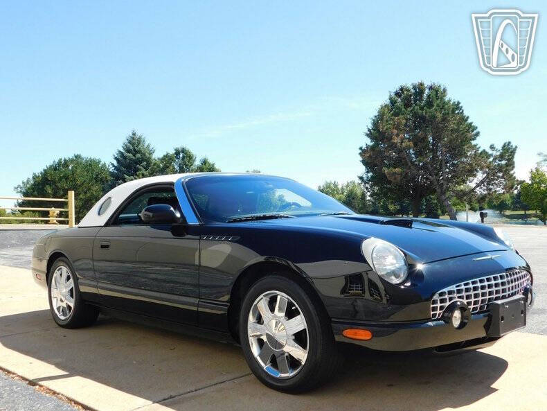 2002 Ford Thunderbird Deluxe
