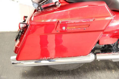 2013 Harley-Davidson STREET GLI