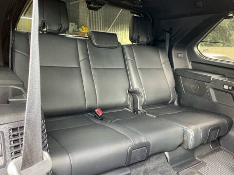 2023 Toyota Sequoia SR5