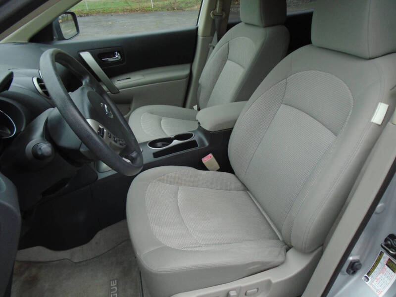 2011 Nissan Rogue SV