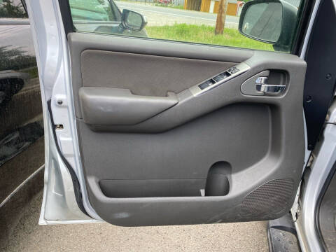 2009 Nissan Pathfinder LE