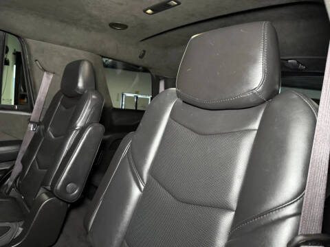 2017 Cadillac Escalade Platinum