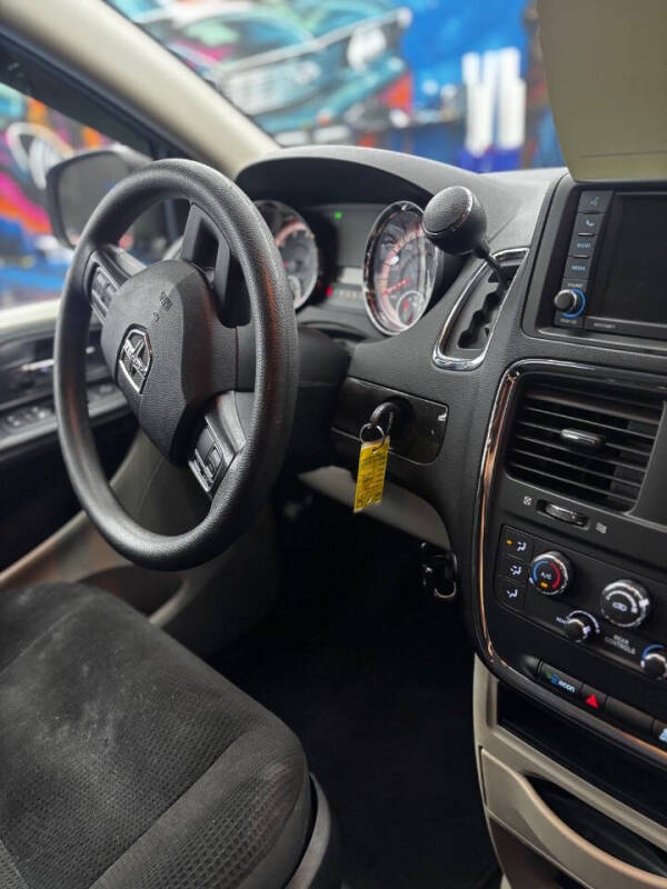 2019 Dodge Grand Caravan SE