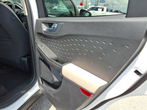 2020 Ford Escape SE
