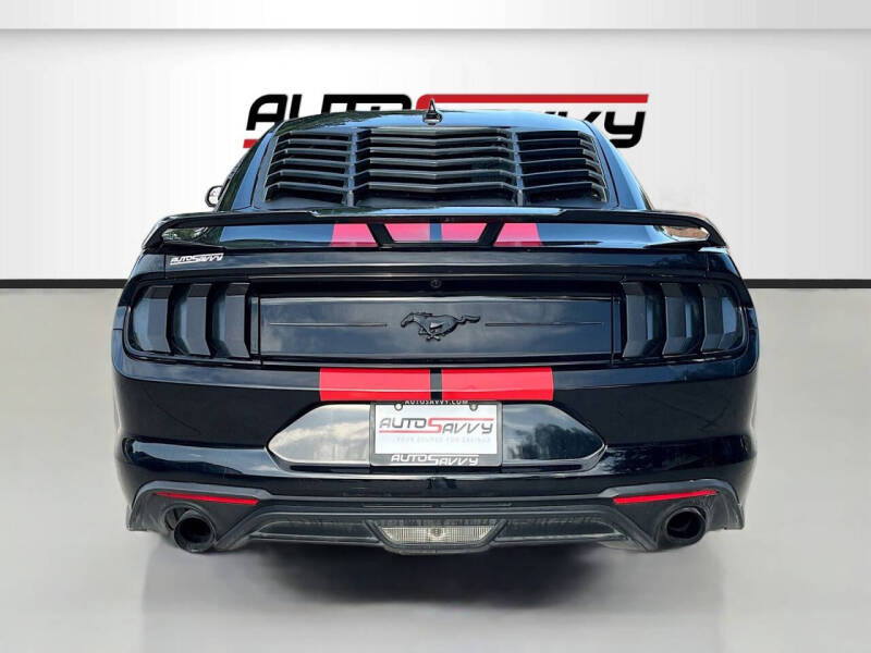 2020 Ford Mustang EcoBoost
