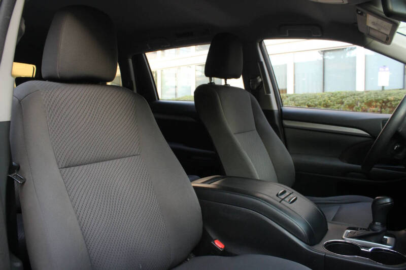 2016 Toyota Highlander