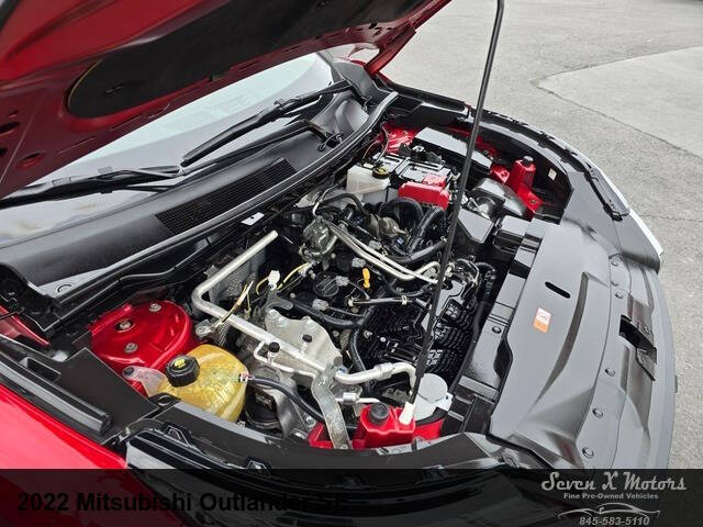 2022 Mitsubishi Outlander SE