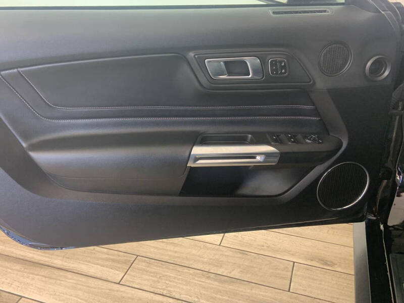 2023 Ford Mustang GT Premium