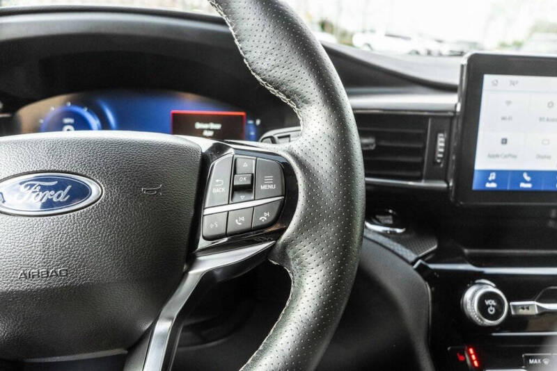 2022 Ford Explorer ST