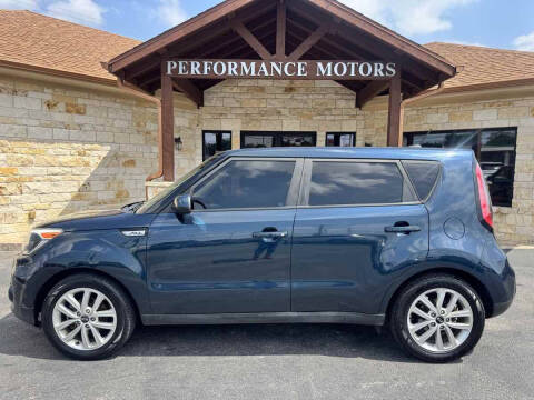2018 Kia Soul +