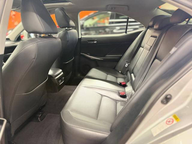 2015 Lexus IS 250