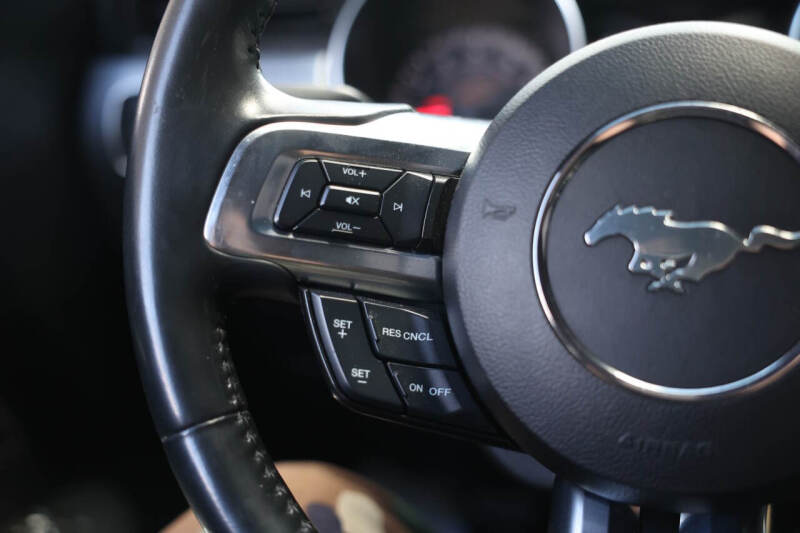 2021 Ford Mustang