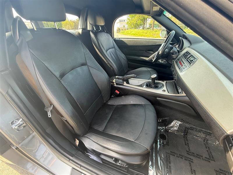 2004 BMW Z4 3.0i