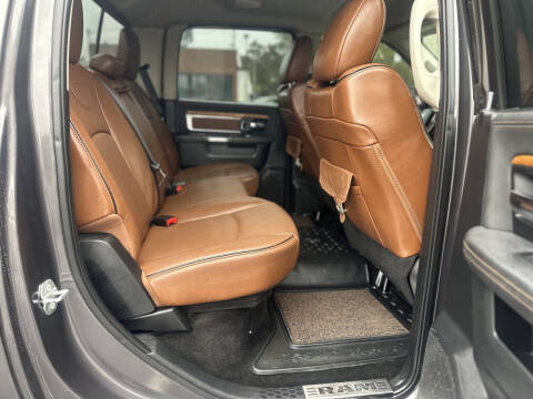 2015 RAM 1500 Laramie Limited