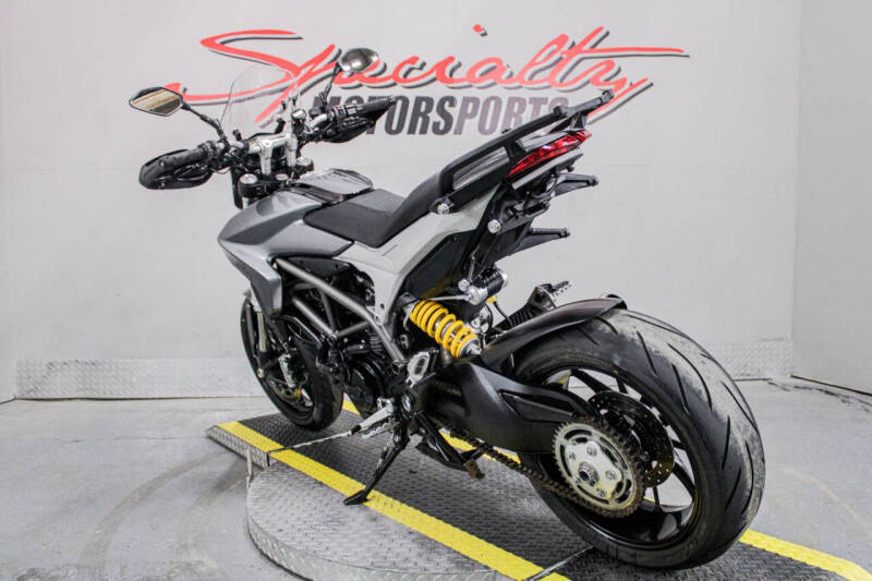 2014 Ducati Hyperstrada
