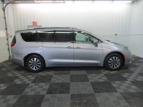 2021 Chrysler Pacifica for sale at Michigan Credit Kings in South Haven MI