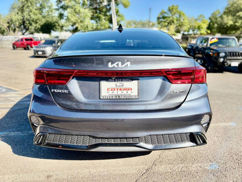 2022 Kia Forte GT Line