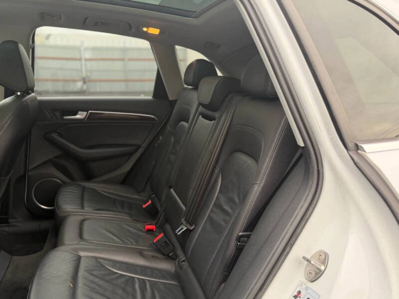 2016 Audi Q5 2.0T quattro Premium Plus