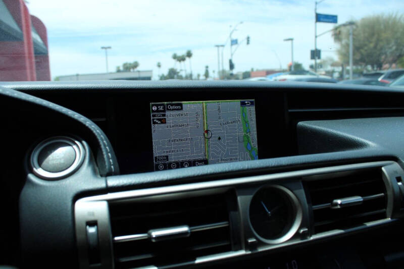 2016 Lexus IS 200t