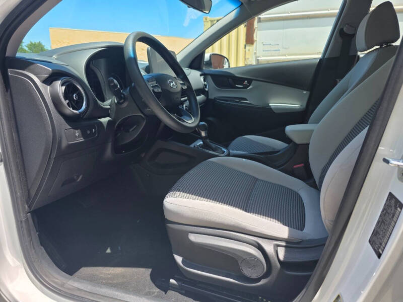 2022 Hyundai Kona SE